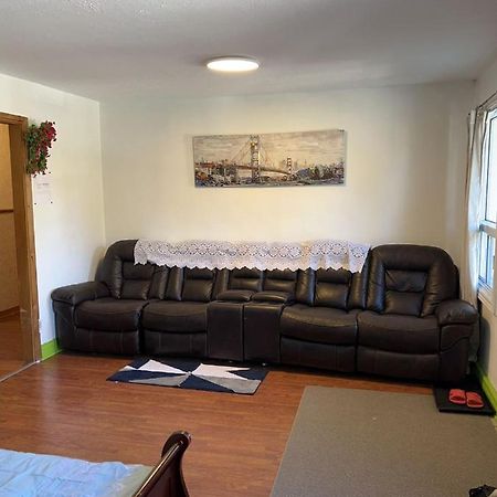 Apartment Avec Parking Prive Quebec City Bagian luar foto